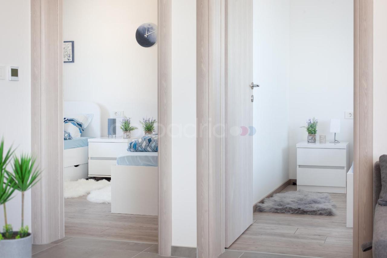 Luxury Apartment Sofia -Free Beach Parking Makarska Exterior foto