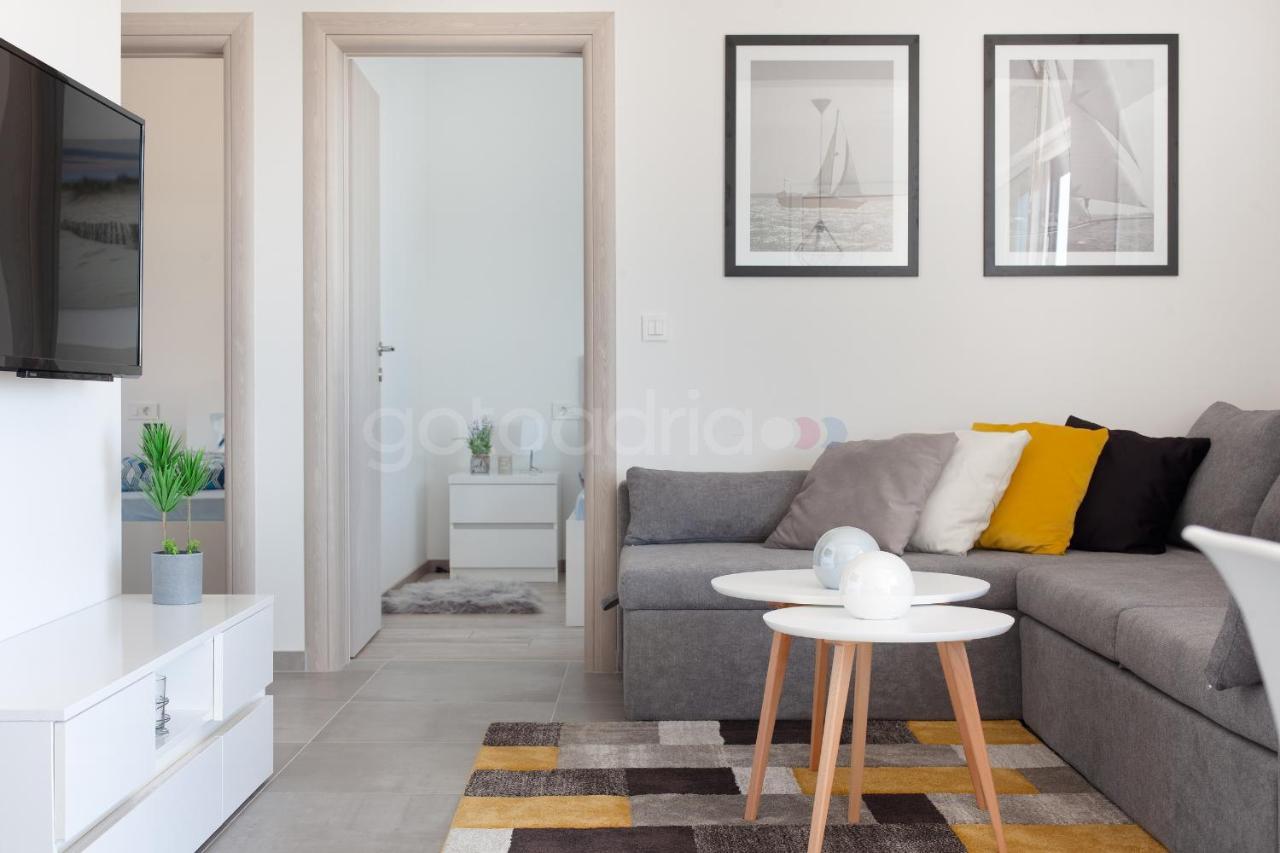 Luxury Apartment Sofia -Free Beach Parking Makarska Exterior foto
